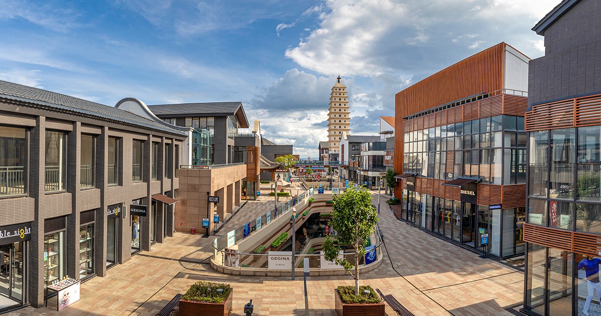 维多利亚老品牌vic奥莱·滇池小镇