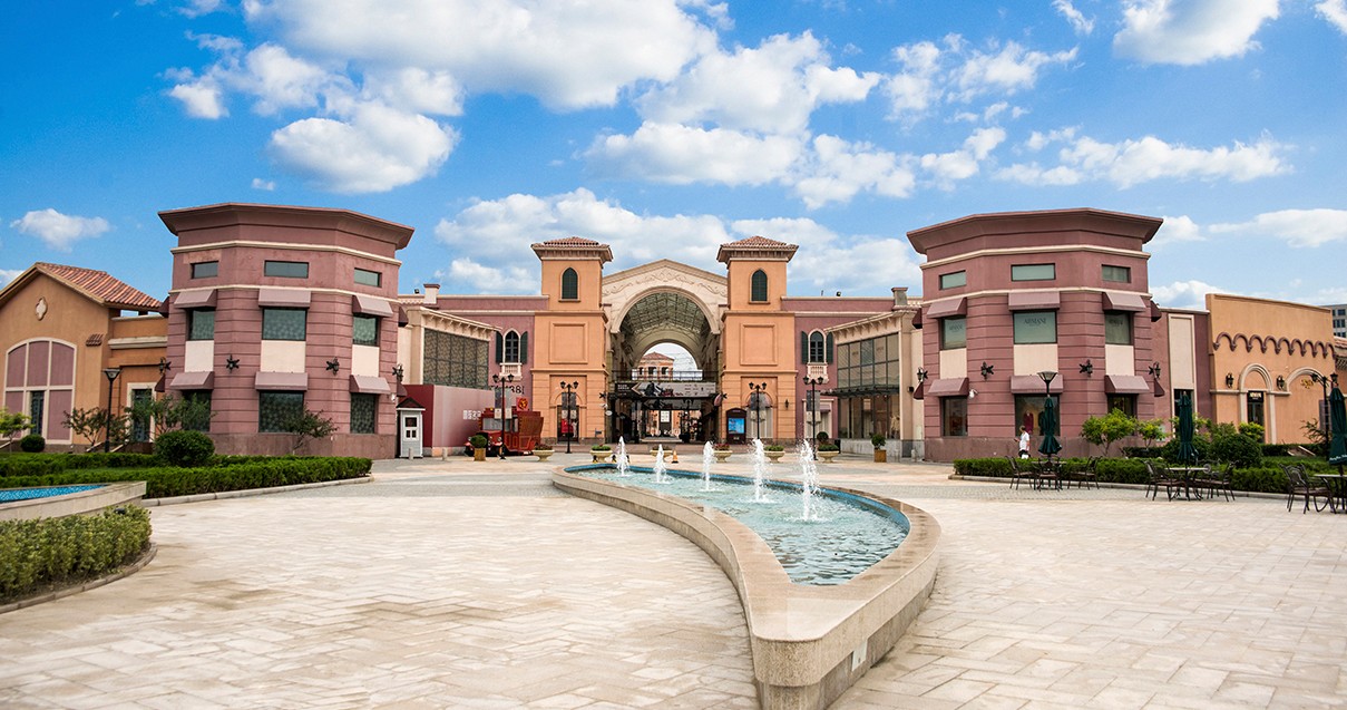 维多利亚老品牌vic奥莱·新燕莎小镇