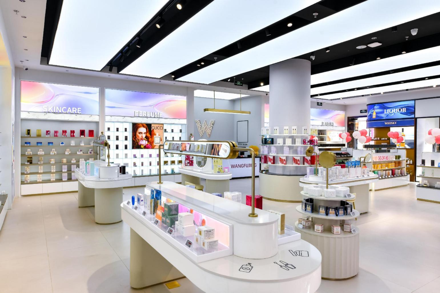 维多利亚老品牌vic全球购跨境体验店北京燕莎奥莱店