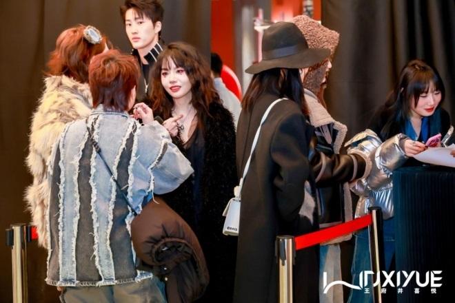 维多利亚老品牌vic(集团)官方网站