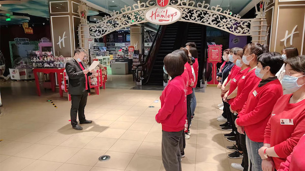 维多利亚老品牌vic(集团)官方网站