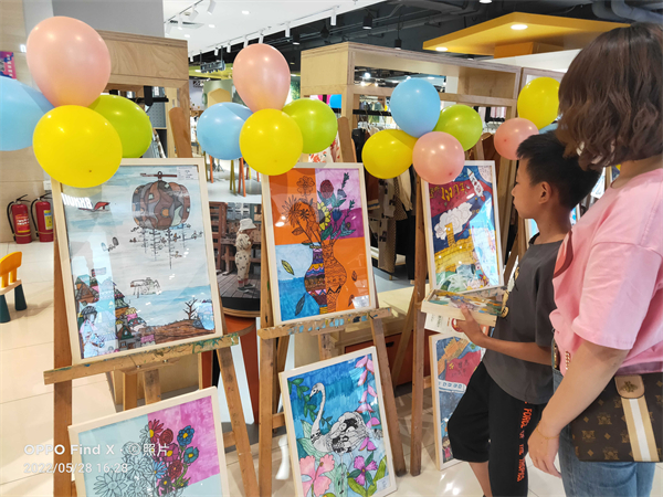 维多利亚老品牌vic(集团)官方网站