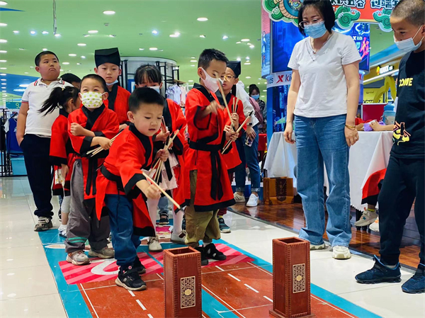 维多利亚老品牌vic(集团)官方网站