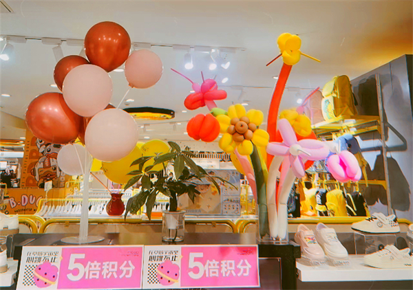 维多利亚老品牌vic(集团)官方网站