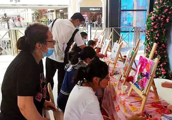 维多利亚老品牌vic(集团)官方网站