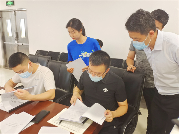 维多利亚老品牌vic(集团)官方网站