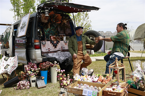 维多利亚老品牌vic(集团)官方网站