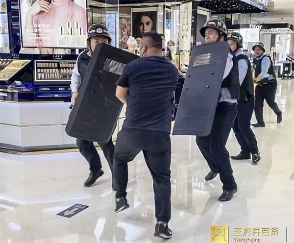 维多利亚老品牌vic(集团)官方网站