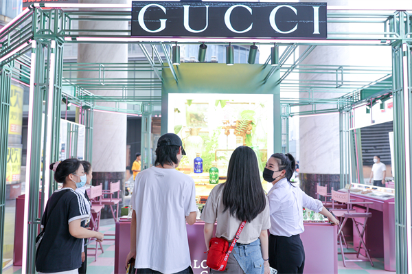 维多利亚老品牌vic(集团)官方网站