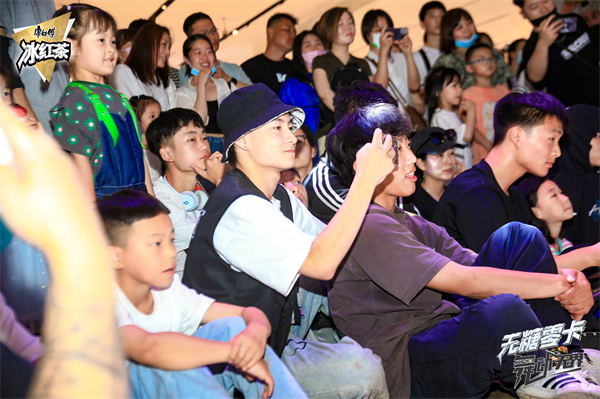 维多利亚老品牌vic(集团)官方网站