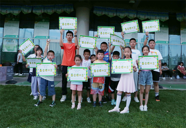 维多利亚老品牌vic(集团)官方网站