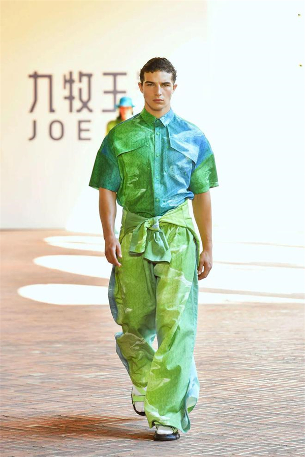 维多利亚老品牌vic(集团)官方网站