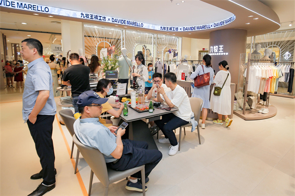 维多利亚老品牌vic(集团)官方网站