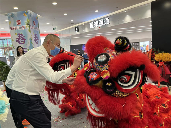 维多利亚老品牌vic(集团)官方网站