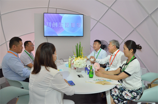 维多利亚老品牌vic(集团)官方网站