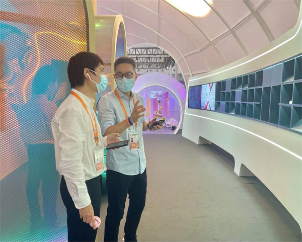 维多利亚老品牌vic(集团)官方网站