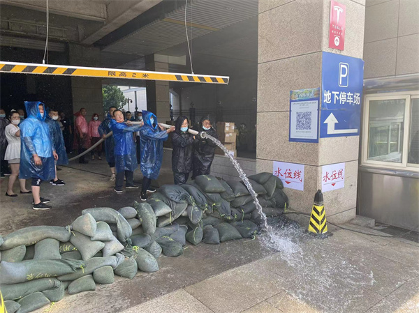 维多利亚老品牌vic(集团)官方网站