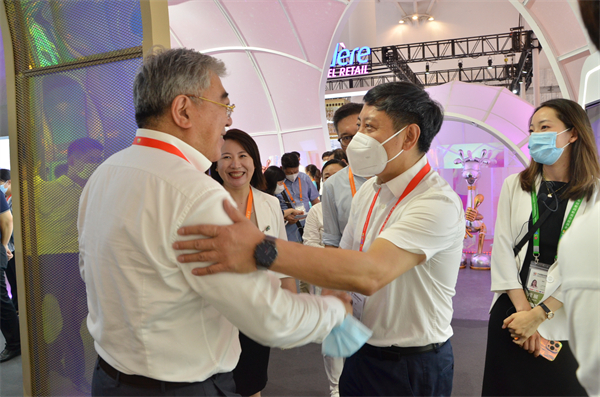 维多利亚老品牌vic(集团)官方网站