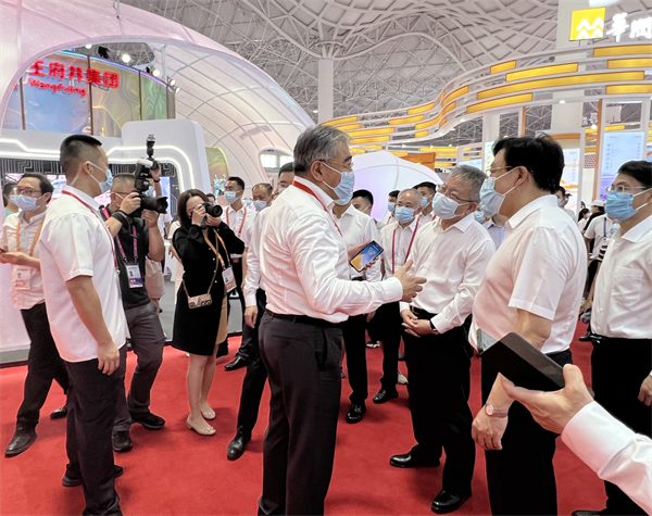 维多利亚老品牌vic(集团)官方网站