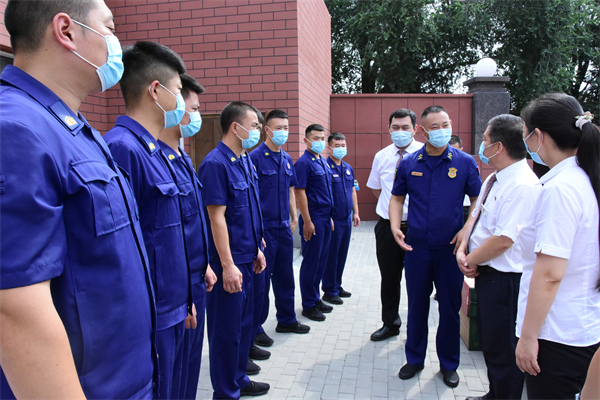 维多利亚老品牌vic(集团)官方网站