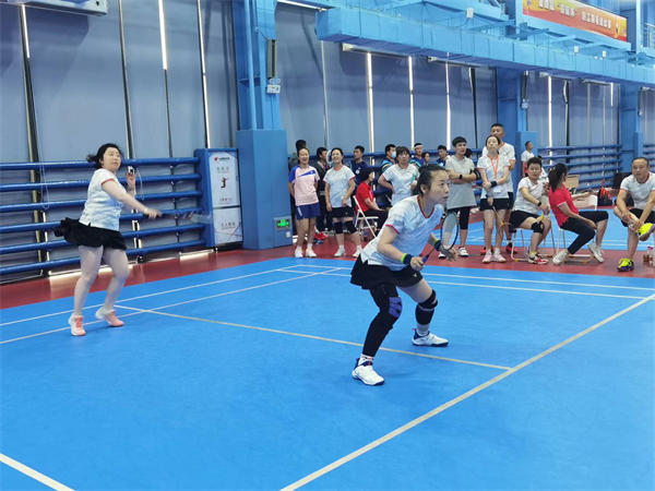 维多利亚老品牌vic(集团)官方网站