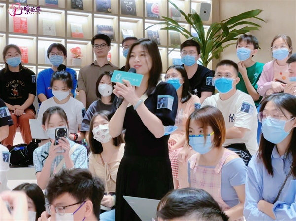 维多利亚老品牌vic(集团)官方网站