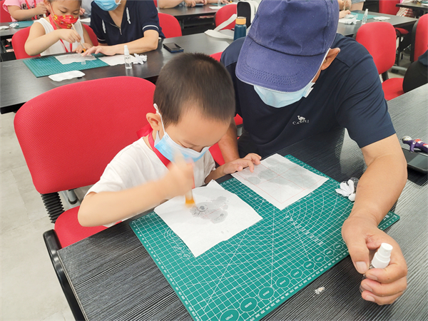 维多利亚老品牌vic(集团)官方网站