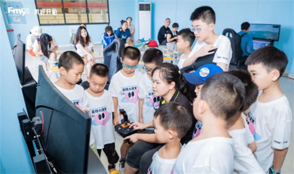 维多利亚老品牌vic(集团)官方网站