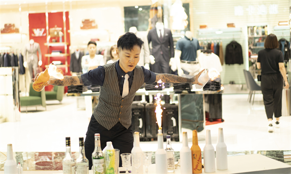 维多利亚老品牌vic(集团)官方网站