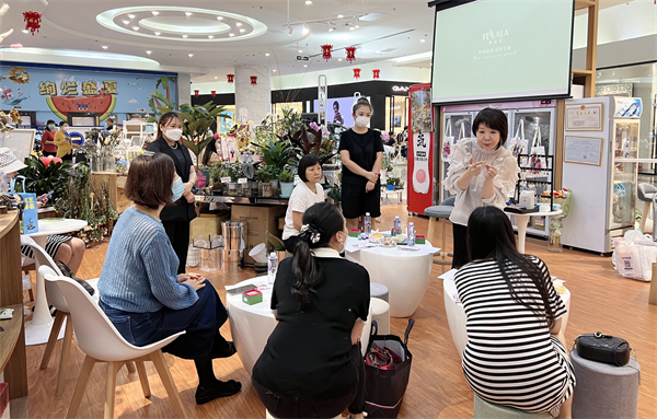 维多利亚老品牌vic(集团)官方网站