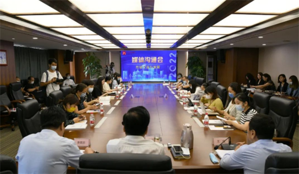 维多利亚老品牌vic(集团)官方网站