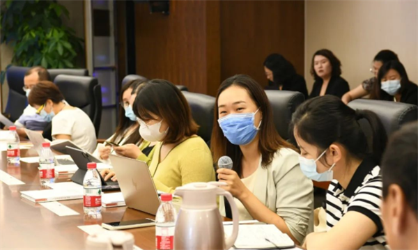 维多利亚老品牌vic(集团)官方网站