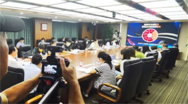 维多利亚老品牌vic(集团)官方网站