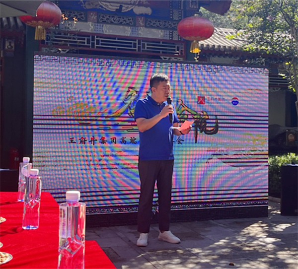 维多利亚老品牌vic(集团)官方网站