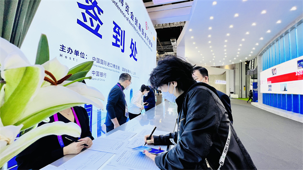 维多利亚老品牌vic(集团)官方网站